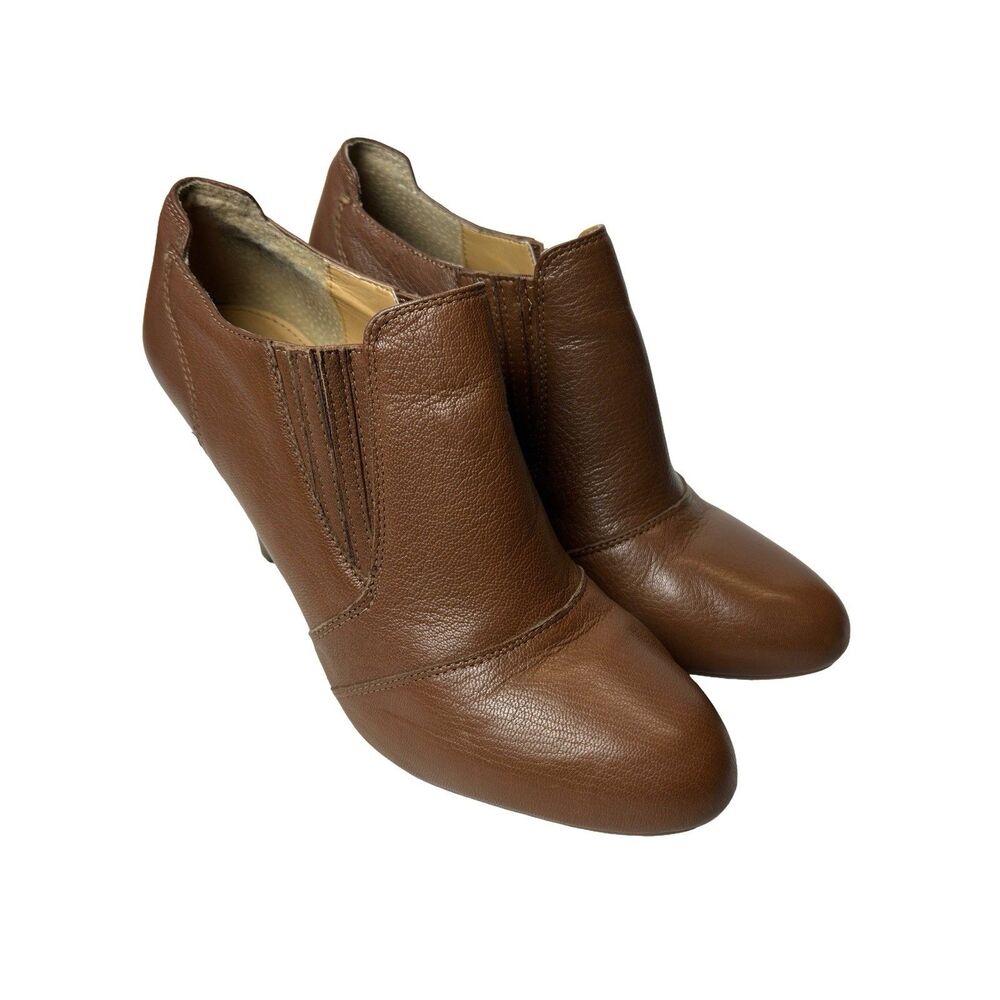 Audrey Brooke Women's Avignon Brown Leather Slip On Ankle Booties Heels Sz: 9 W